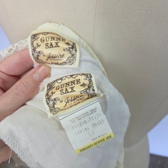 Gunne Sax Vintage 70s Edwardian Style White Midi Dress Size 11 M Drop Waist - Picture 13 of 14